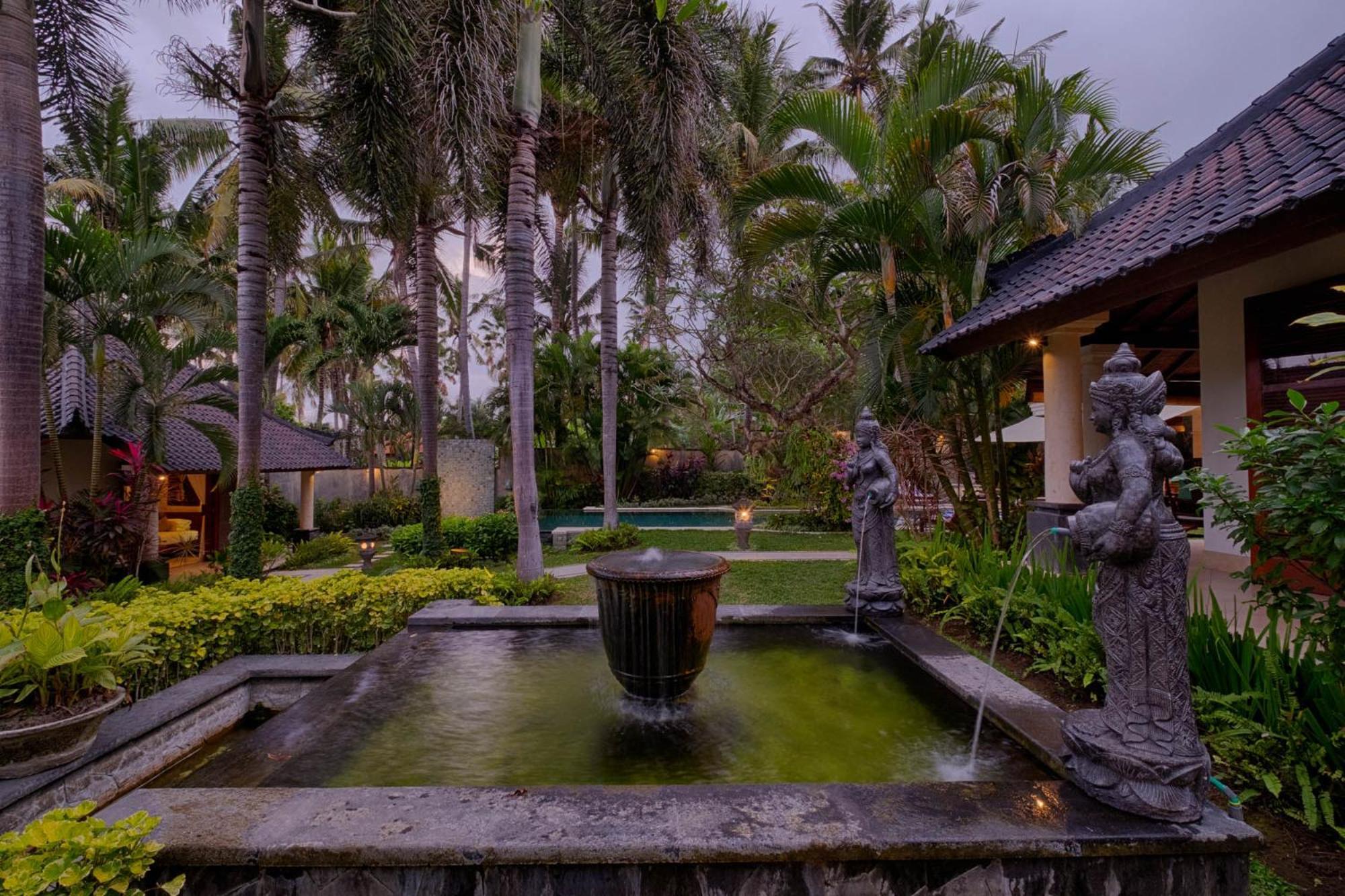 Kutus Kutus Saba Beach Villa Yogyakarta Exterior foto