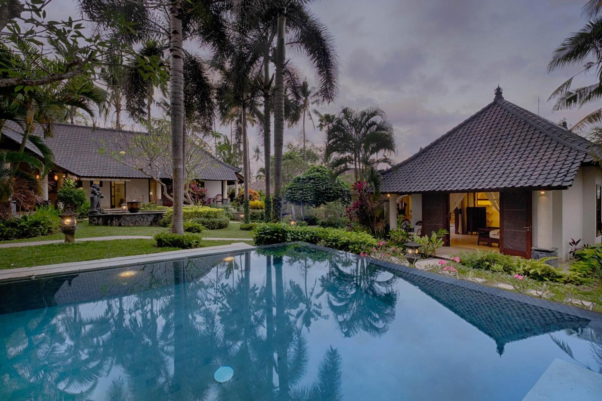 Kutus Kutus Saba Beach Villa Yogyakarta Exterior foto