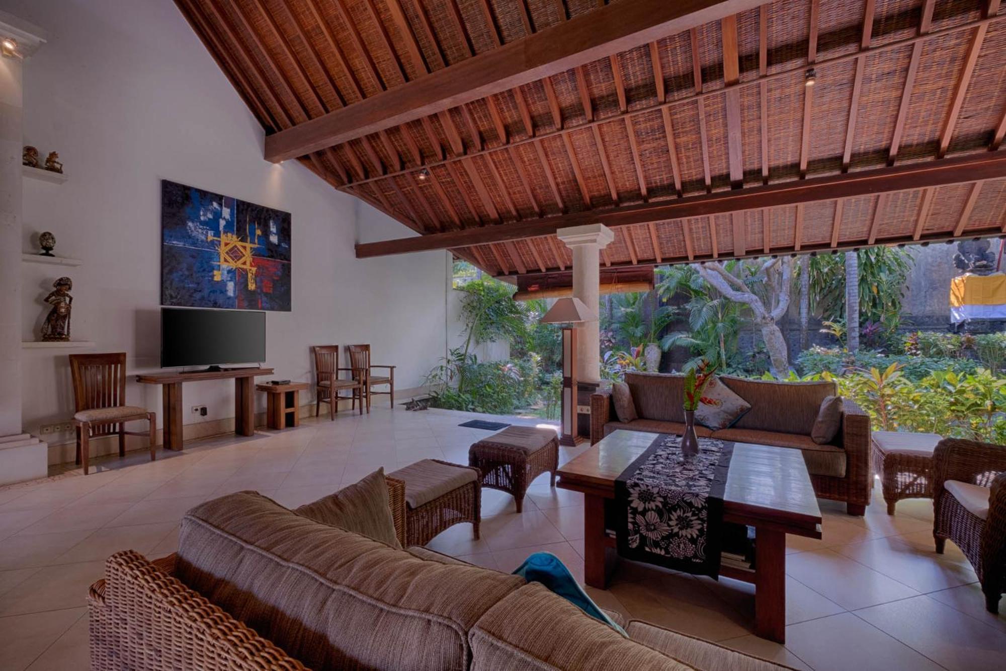 Kutus Kutus Saba Beach Villa Yogyakarta Exterior foto