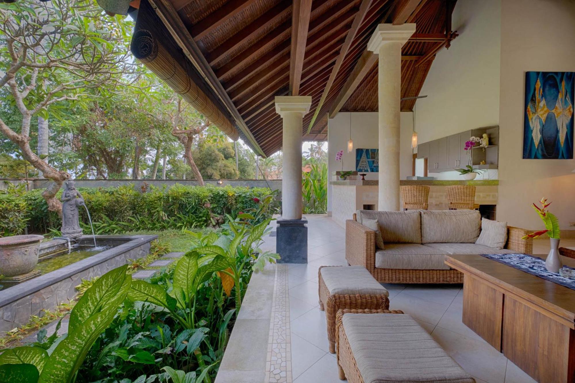 Kutus Kutus Saba Beach Villa Yogyakarta Exterior foto